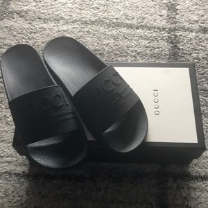 Women’s Black Gucci Slides